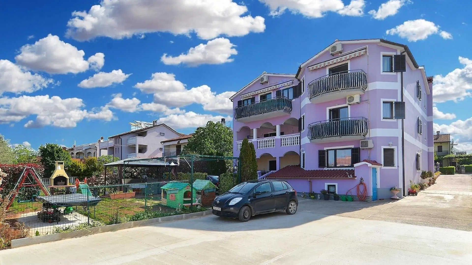 Ferienwohnung Fuer 4 Personen Ca 75 Qm In Peroj, Istrien Istrische Riviera contacts